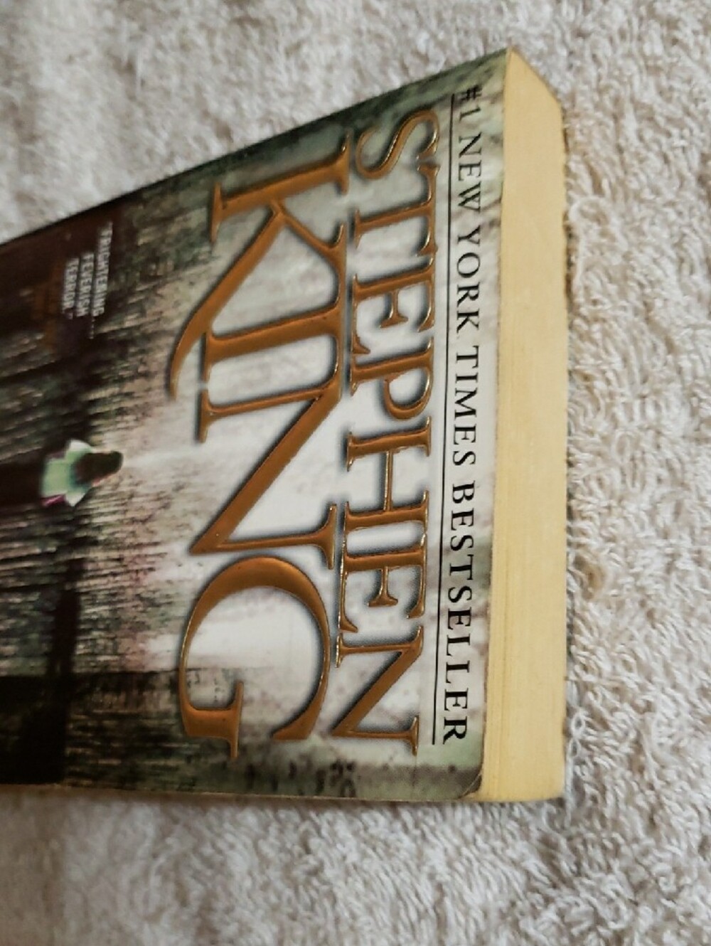 📚4 For $20 - Stephen King - The Girl Who Loved Tom Gordon - Paperback - Picture 6 of 7